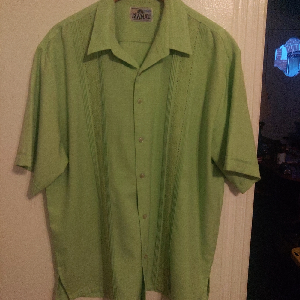 Men's Green Short Sleeve Guayabera Shirt